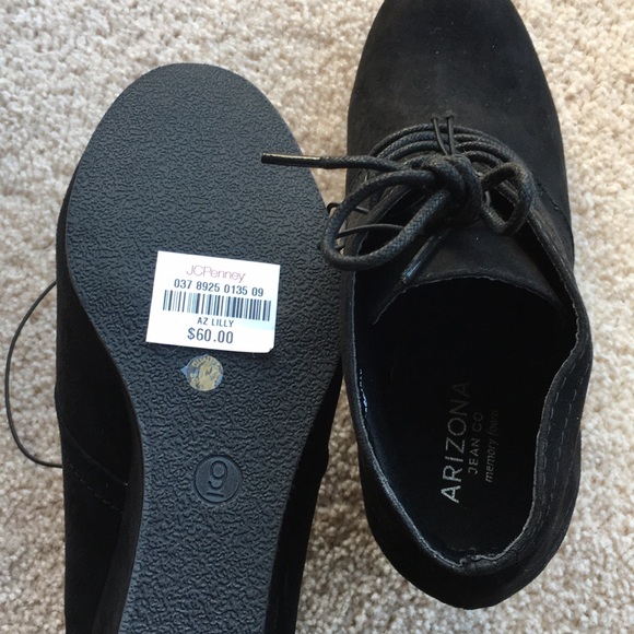 Arizona memory foam black booties! - Picture 3 of 8